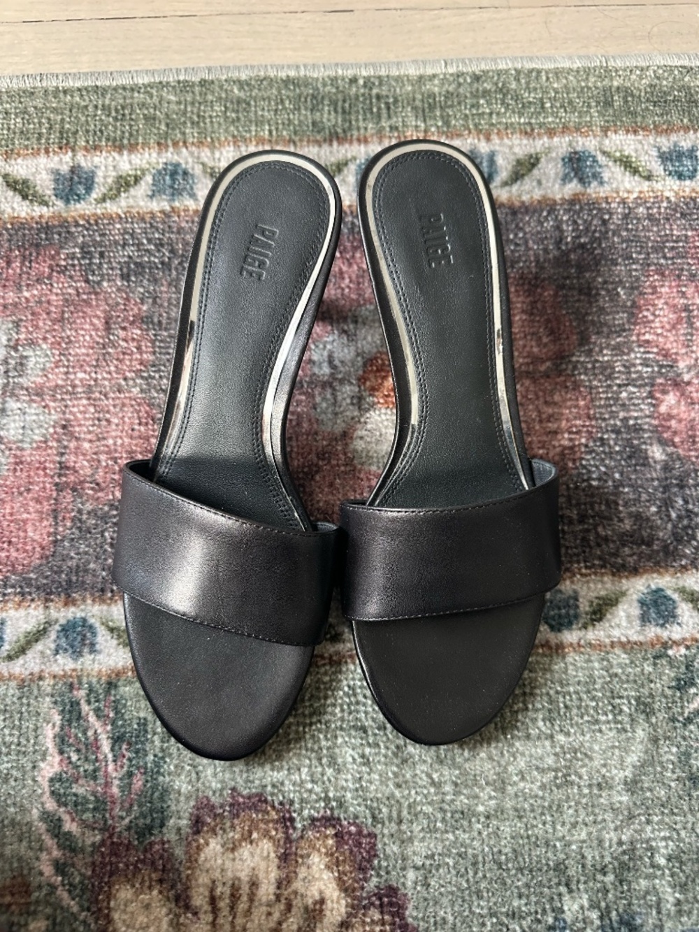 PAIGE Fallyn Sandal - Picture 4 of 5